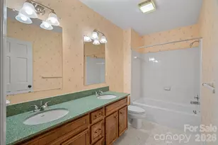 1001 Thistle Ct, Charlotte, NC 28211 - Photo 13