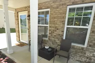 346 Cornielle Ln, Charlotte, NC 28216 - Photo 5