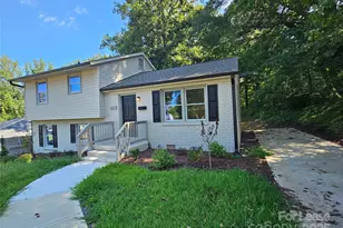 3121 Revolution Pk Dr, Charlotte, NC 28217 - Photo 3