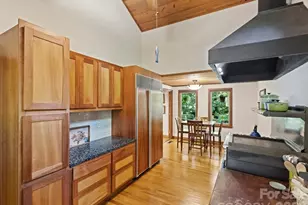 5624 Glenkirk Rd, Charlotte, NC 28210 - Photo 21