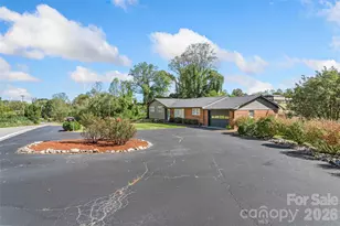 1300 Hankins Rd, Marion, NC 28752 - Photo 45