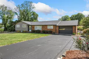 1300 Hankins Rd, Marion, NC 28752 - Photo 3