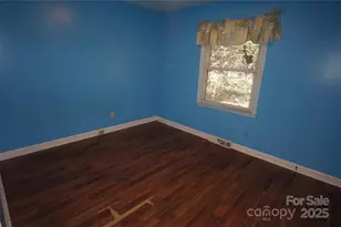 6201 Eagle Peak Dr, Charlotte, NC 28214 - Photo 11