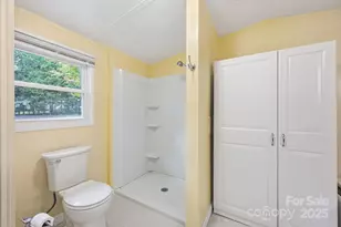 4805 Mountain View Ln, Maiden, NC 28650 - Photo 13