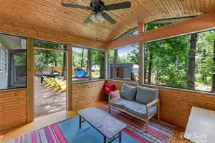 30 S Oak Forest Dr, Asheville, NC 28803 - Photo 15