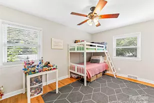 30 S Oak Forest Dr, Asheville, NC 28803 - Photo 9