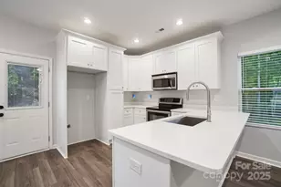 5145 Grafton Dr, Charlotte, NC 28215 - Photo 7