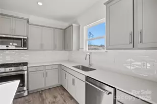 14201 New Crst Dr, Huntersville, NC 28078 - Photo 5