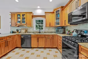 15 Ozark Spring Ln, Asheville, NC 28805 - Photo 15