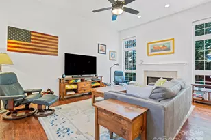 15 Ozark Spring Ln, Asheville, NC 28805 - Photo 9