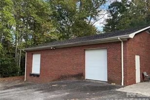 2534 44th Ave NE, Hickory, NC 28601 - Photo 11