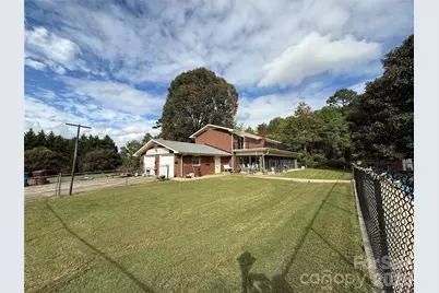 2534 44th Avenue NE, Hickory, NC 28601 - Photo 7