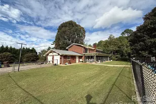 2534 44th Ave NE, Hickory, NC 28601 - Photo 7