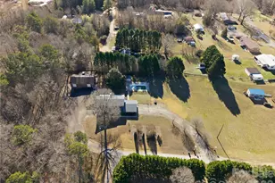 2534 44th Ave NE, Hickory, NC 28601 - Photo 5