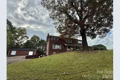 2534 44th Avenue NE, Hickory, NC 28601 - Photo 3