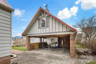 141 N Madison Street, Marion, NC 28752 - Photo 47