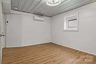 141 N Madison St, Marion, NC 28752 - Photo 37