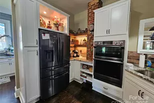 355 S College Ave, Newton, NC 28658 - Photo 21