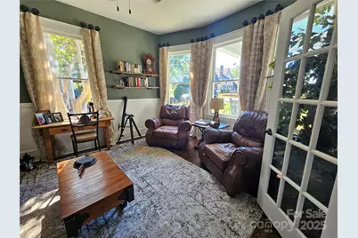 355 S College Avenue, Newton, NC 28658 - Photo 23