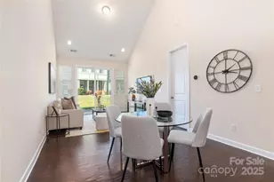 9320 Glenburn Ln, Charlotte, NC 28278 - Photo 11