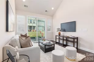 9320 Glenburn Ln, Charlotte, NC 28278 - Photo 13