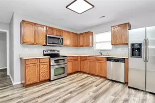 8436 Redding Glen Ave, Charlotte, NC 28216 - Photo 9