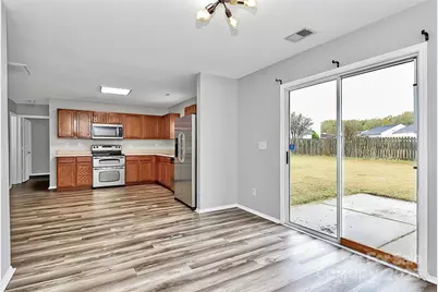 8436 Redding Glen Avenue, Charlotte, NC 28216 - Photo 7