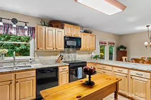 296 Ivy Ridge Cir, Sylva, NC 28779 - Photo 9