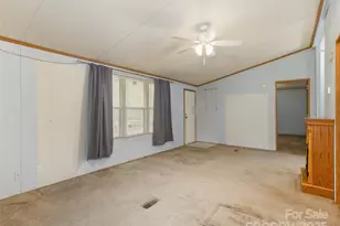 81 Mt Airy Rd, Marshall, NC 28753 - Photo 5