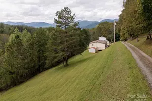 81 Mt Airy Rd, Marshall, NC 28753 - Photo 17