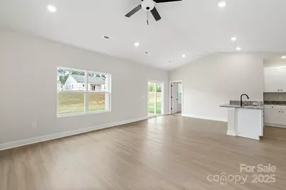 4033 Bolo Drive, Charlotte, NC 28215 - Photo 5