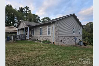 101 Whispering Pines Drive, Marion, NC 28752 - Photo 3