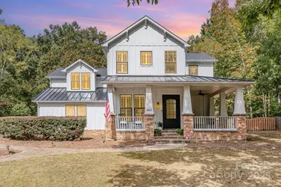 1612 Autumn Gold Court, Matthews, NC 28104 - Photo 1