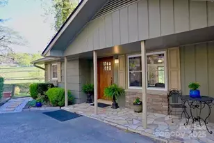 501 Fairway Dr, Hendersonville, NC 28739 - Photo 1