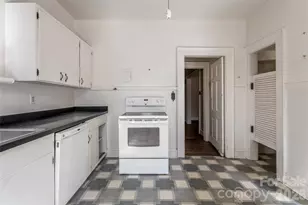 325 Vanderbilt Rd, Asheville, NC 28803 - Photo 17