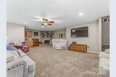 3128 N Primrose Drive, Hendersonville, NC 28792 - Photo 27