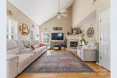 3128 N Primrose Drive, Hendersonville, NC 28792 - Photo 7