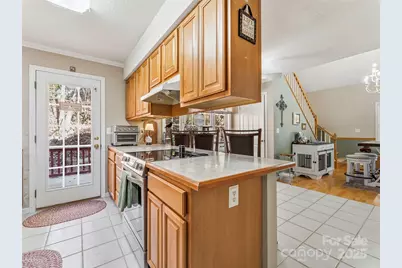 3128 N Primrose Drive, Hendersonville, NC 28792 - Photo 15