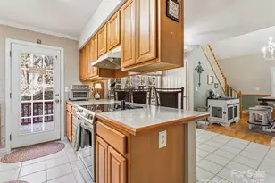 3128 N Primrose Dr, Hendersonville, NC 28792 - Photo 15