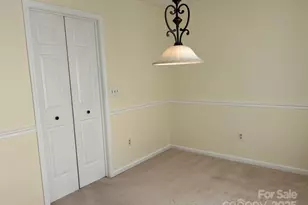 1753 Haywood Manor Rd, Hendersonville, NC 28791 - Photo 5