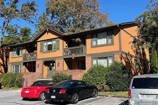 1753 Haywood Manor Rd, Hendersonville, NC 28791 - Photo 3