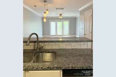 1218 Green Oaks Lane #J, Charlotte, NC 28205 - Photo 5