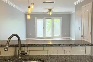 1218 Green Oaks Ln, Charlotte, NC 28205 - Photo 5