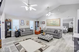 710 E Mills Dr, Landis, NC 28088 - Photo 3