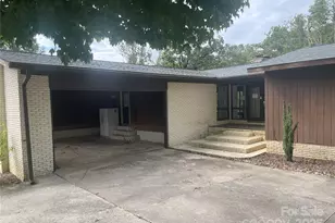 344 Mt Vernon Rd, Union, SC 29379 - Photo 5