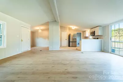 2918 23rd Avenue NE, Hickory, NC 28601 - Photo 3