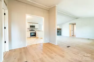 2918 23rd Ave NE, Hickory, NC 28601 - Photo 17