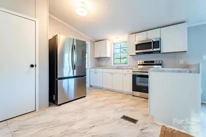 2918 23rd Avenue NE, Hickory, NC 28601 - Photo 21