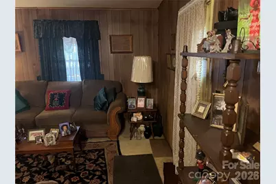 2618 Roslyn Avenue, Charlotte, NC 28208 - Photo 7