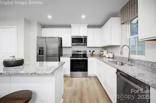 6040 Bridle Crk Dr, Charlotte, NC 28214 - Photo 3